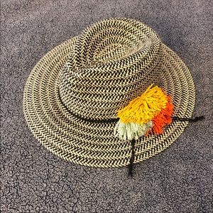 Maurices Black White Hat OS